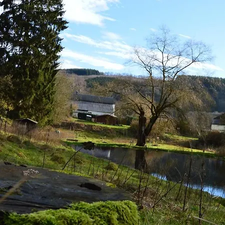 ベッド・アンド・ブレックファスト Le Clos Du Pere Finet