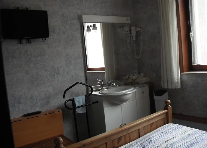 Le Clos Du Pere Finet Couette-café 3*